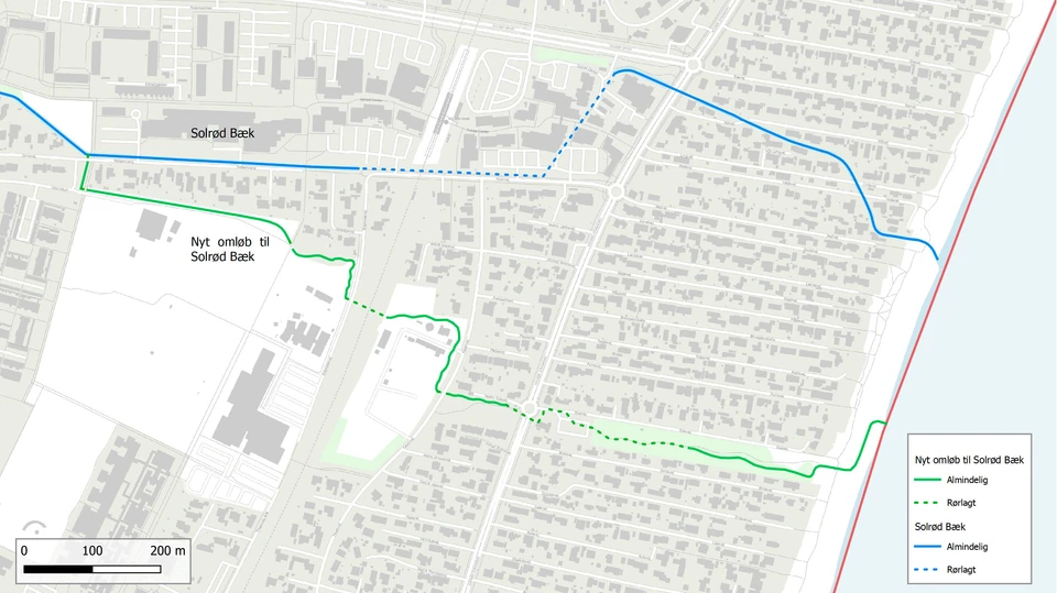 Et billede, der viser, hvordan et nyt omløb til Solrød Bæk vil passere ned igennem Solrød Strand og ud til Køge Bugt.